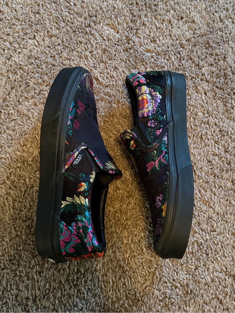 Vans Women's Slip-On Sneaker with Multicolor Floral Embroidery - Black